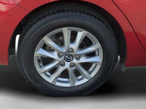 Used 2017 MAZDA MAZDA3 Sport image 26