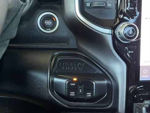 New 2026 RAM 5500 4x4 Regular Cab image 17