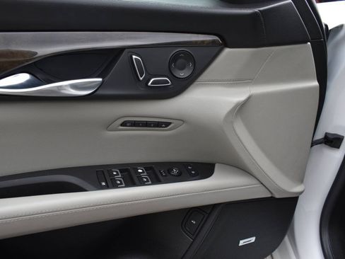 Used 2018 Cadillac CT6 Luxury AWD/4WD image 18
