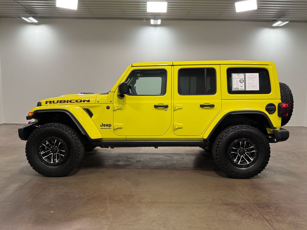 Used 2024 Jeep Wrangler Unlimited Rubicon AWD/4WD image 27
