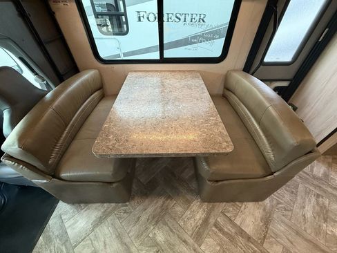 Used 2022 Ford E-450 and Econoline 450 Super Duty w/ Motorhome Prep Package image 18