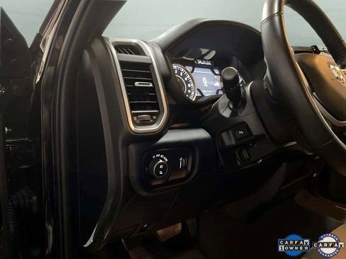 Used 2024 RAM 2500 Big Horn w/ Safety Group image 29