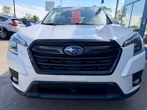 Used 2023 Subaru Forester Premium AWD/4WD image 5