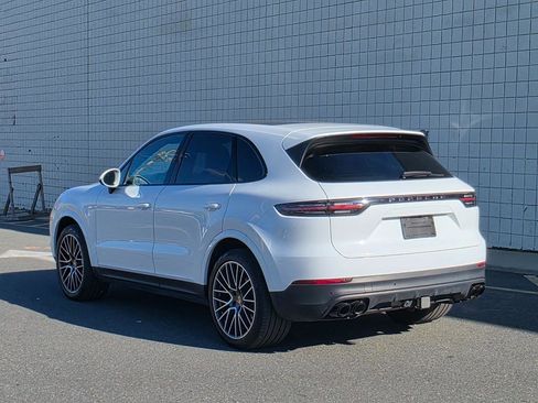 Used 2019 Porsche Cayenne AWD/4WD image 5