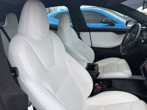 Used 2021 Tesla Model S Performance image 7