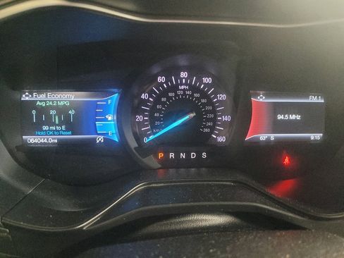 Used 2019 Ford Fusion SE FWD image 23