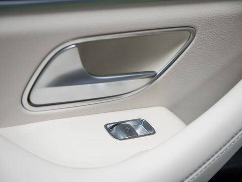 Used 2024 Mercedes-Benz GLE 53 AMG 4MATIC image 16