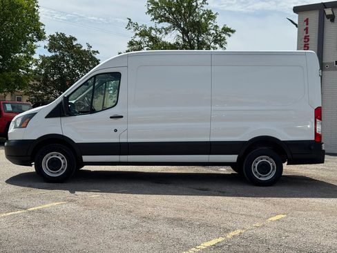 Used 2019 Ford Transit 250 148 Medium Roof RWD image 3