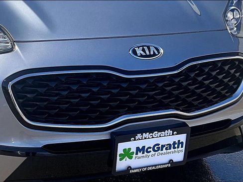 Used 2020 Kia Sportage LX image 25