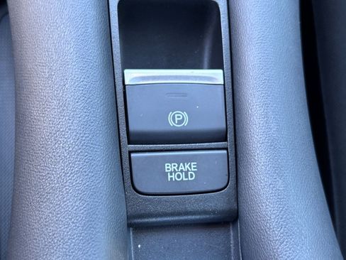 Used 2024 Honda HR-V Sport image 34
