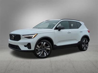 New 2025 Volvo XC40 B5 Plus w/ Protection Package Premier