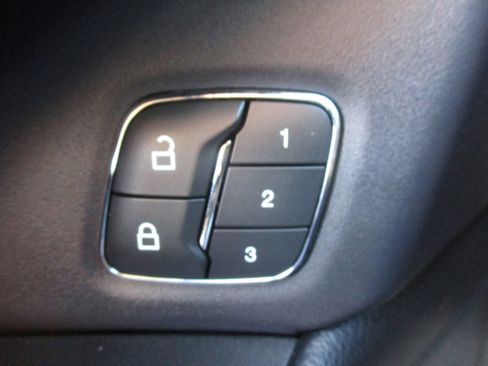 Used 2019 Ford Expedition XLT w/ Equipment Group 202A image 40