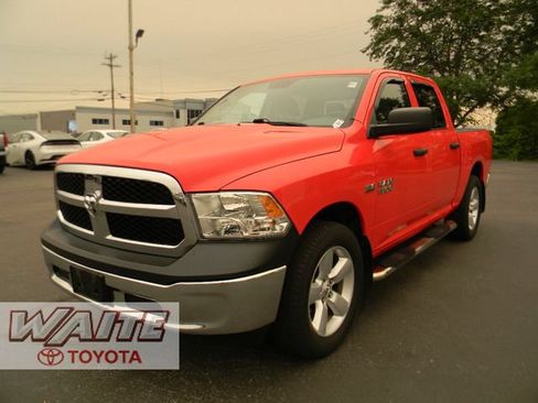 Used 2018 RAM 1500 Classic SLT AWD/4WD image 6
