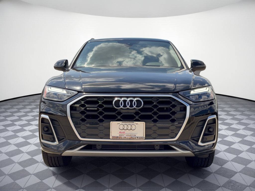 Used 2023 Audi Q5 2.0T Premium Plus w/ Premium Plus Package AWD/4WD image 6