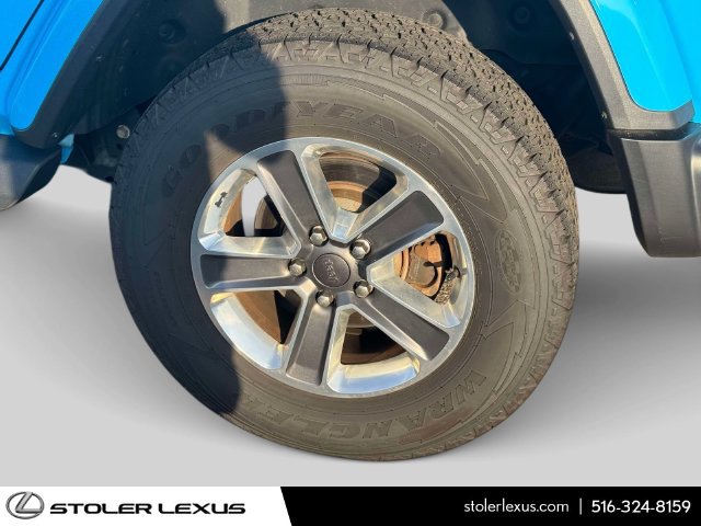Used 2021 Jeep Wrangler Unlimited Sahara AWD/4WD image 9