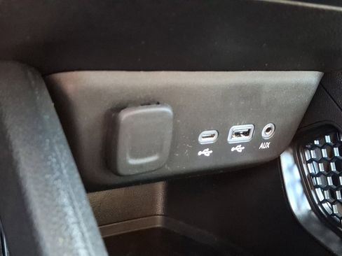 Certified 2022 Chevrolet TrailBlazer LT w/ Driver Confidence Package image 23