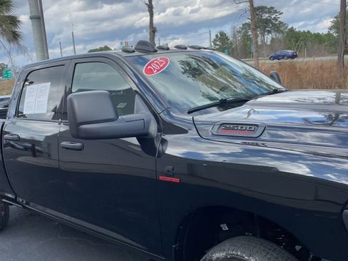 Used 2025 RAM 2500 Tradesman w/ Bed Convenience Group image 13