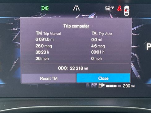 Used 2023 Volvo XC40 B5 Ultimate w/ Protection Package Premier image 28