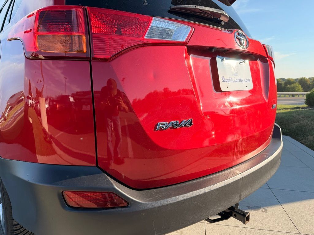 Used 2015 Toyota RAV4 XLE FWD image 31
