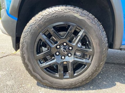 Certified 2024 Chevrolet Colorado Trail Boss w/ Advanced Trailering Package AWD/4WD image 22