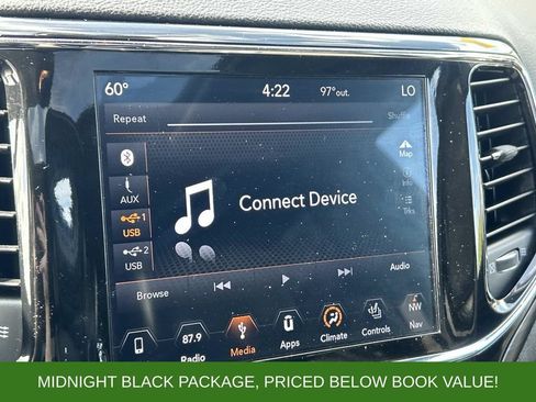 Used 2019 Jeep Grand Cherokee Altitude AWD/4WD image 26