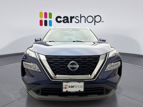 Used 2023 Nissan Rogue SV w/ SV Premium B Package image 8