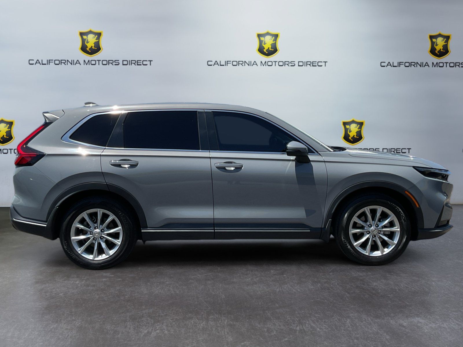 Used 2024 Honda CR-V EX image 4
