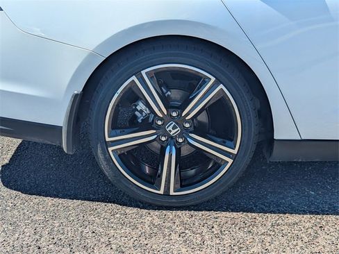 Used 2023 Honda Accord Sport image 9