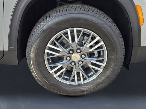 New 2026 Chevrolet Traverse LT w/ Driver Confidence Package image 5