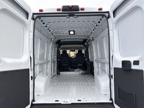 New 2026 RAM ProMaster 2500 w/ Convenience Group image 25