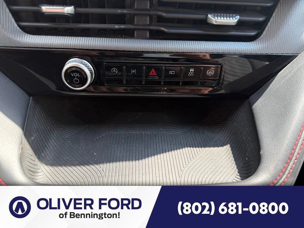Used 2026 Ford Explorer ST-Line w/ ST-Line Street Pack AWD/4WD image 32