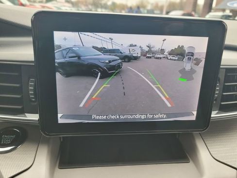 Certified 2023 Ford Explorer XLT w/ Equipment Group 202A image 20