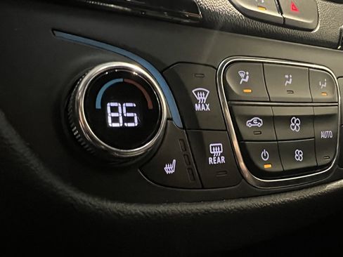 Certified 2022 Chevrolet Equinox RS image 23