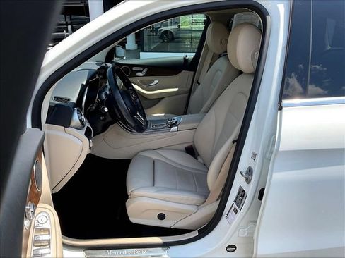 Certified 2022 Mercedes-Benz GLC 300 4MATIC image 23