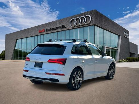 Used 2020 Audi SQ5 Premium Plus w/ Premium Plus Package AWD/4WD image 5