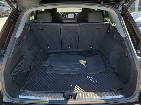 Used 2025 Audi Q5 Premium Plus w/ Premium Plus image 30