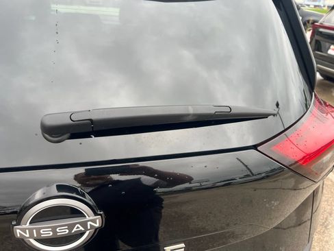 Certified 2023 Nissan Rogue SL AWD/4WD image 37