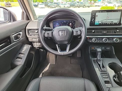 Used 2023 Honda Civic Touring image 14