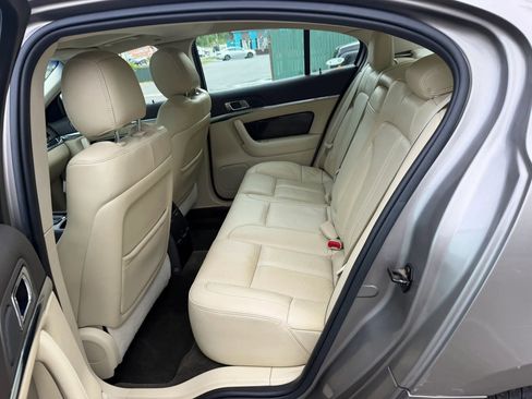 Used 2016 Lincoln MKS AWD w/ Equipment Group 101A image 20