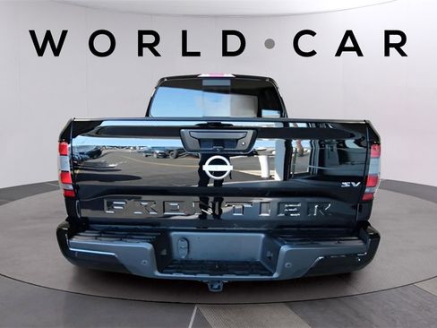 Used 2024 Nissan Frontier SV w/ SV Convenience Package image 8