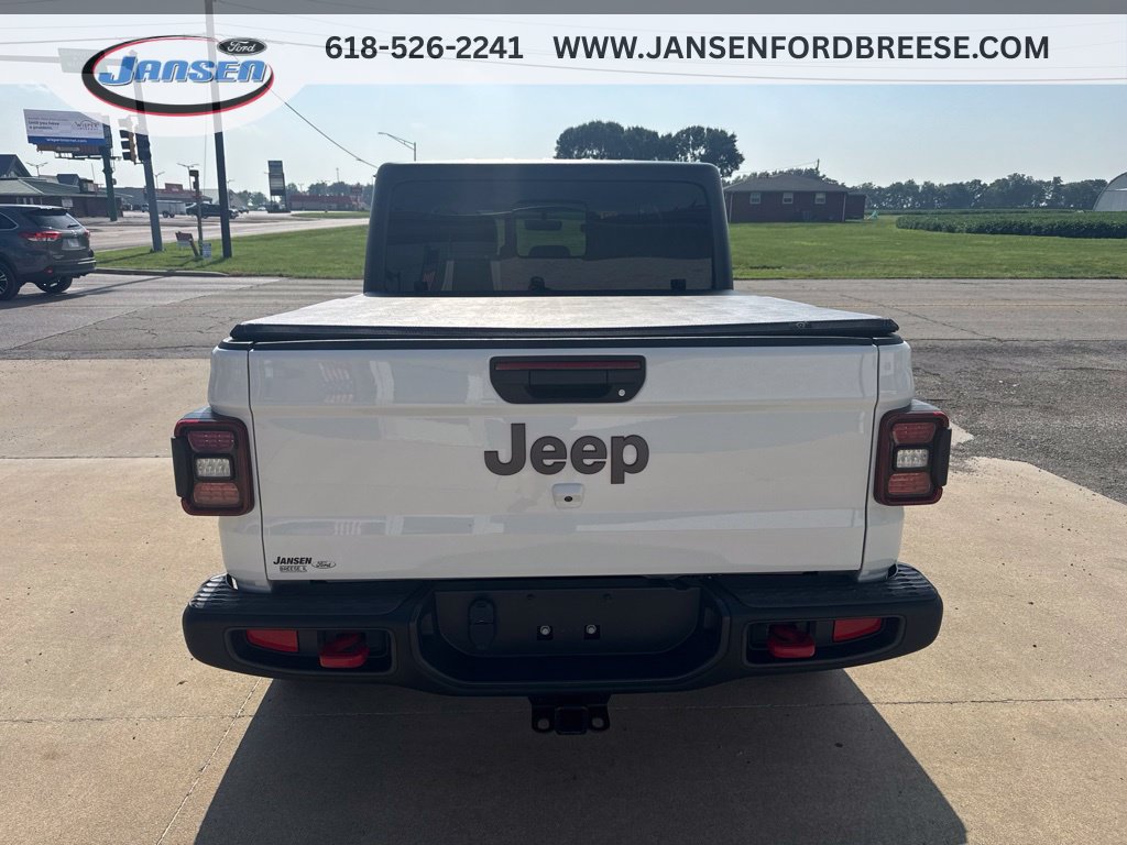 Used 2022 Jeep Gladiator Rubicon w/ LED Lighting Group AWD/4WD image 6