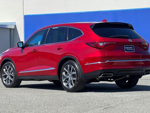 Certified 2022 Acura MDX w/ Technology Package FWD image 5