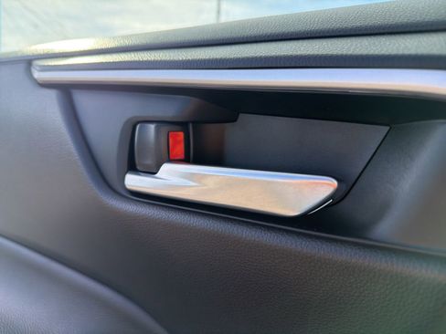 Used 2023 Toyota RAV4 SE w/ SE Grade Weather Package image 83