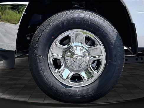 New 2026 RAM 2500 Tradesman w/ Chrome Appearance Group AWD/4WD image 12