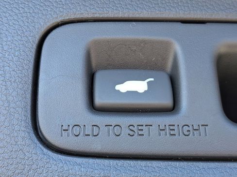 Used 2023 Honda CR-V Sport Touring image 13