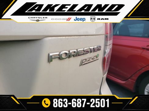 Used 2015 Subaru Forester 2.5i w/ Alloy Wheel Package AWD/4WD image 7