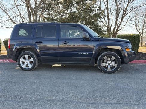 Used 2014 Jeep Patriot High Altitude image 2