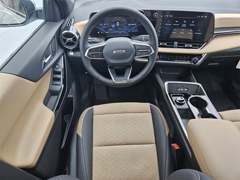 New 2026 Chevrolet Equinox ACTIV w/ Convenience Package III image 13