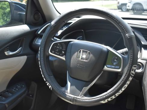 Used 2016 Honda Civic EX image 16