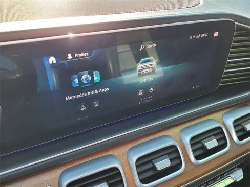 Used 2020 Mercedes-Benz GLS 450 4MATIC image 15